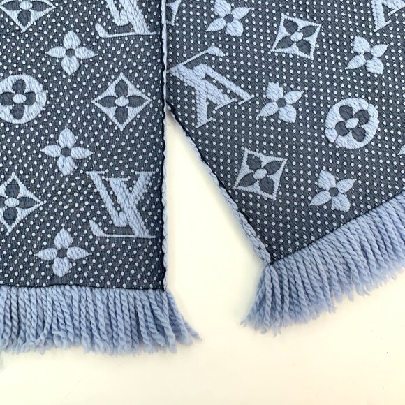 LOUIS VUITTON Monogram Wool & Silk Blend Scarf With Fringe In Light Blue & Navy - Picture 5 of 9